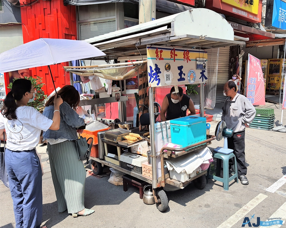 台中大甲美食 嘉家樂肉圓、東港肉圓、一路發綠豆沙、芋香包、康家阿嬤ㄟ粉腸、紅外線烤玉米