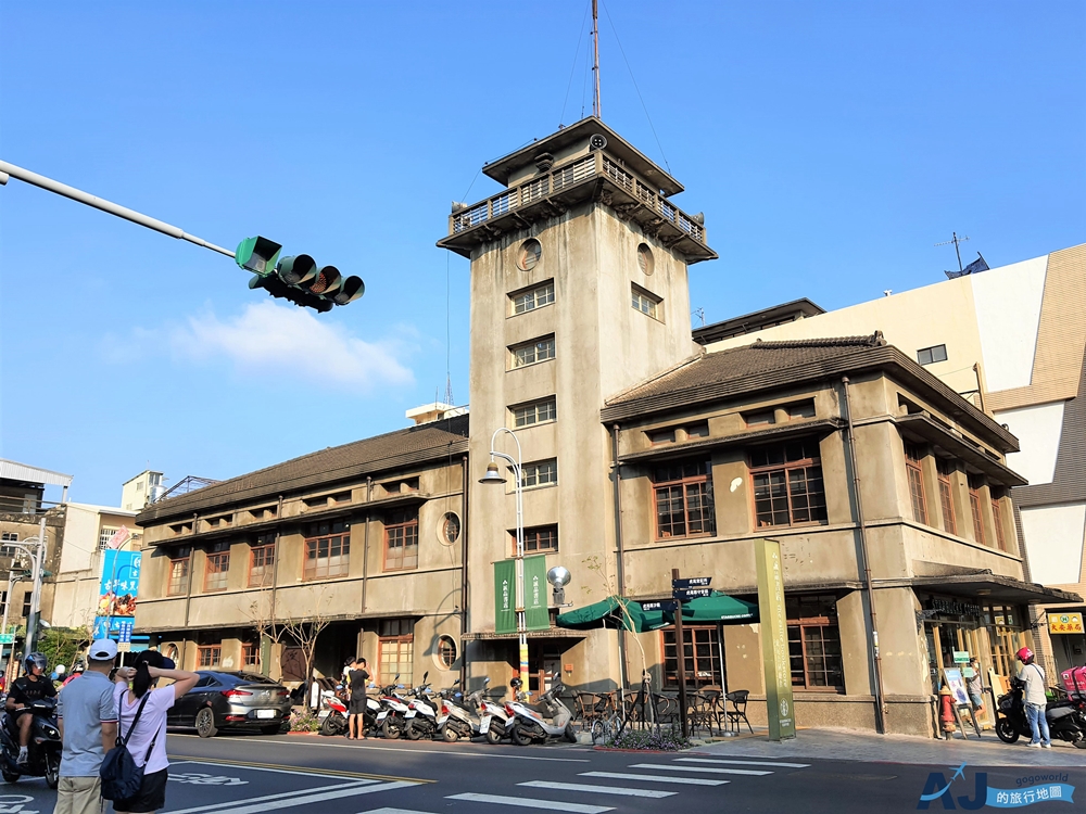 雲林景點 虎尾星巴克 日本時代合同廳舍改建 星巴克特色門市