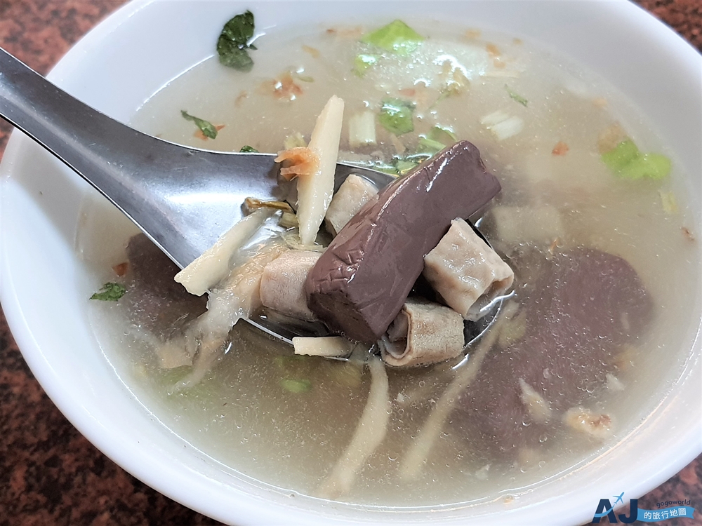 東港美食 蔡沙蝦肉丸 東港菜市場銅板美食 東港人從小吃到大的早午餐