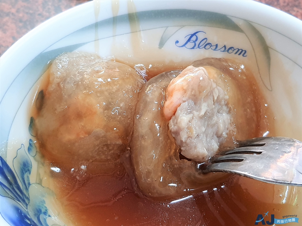 東港美食 蔡沙蝦肉丸 東港菜市場銅板美食 東港人從小吃到大的早午餐