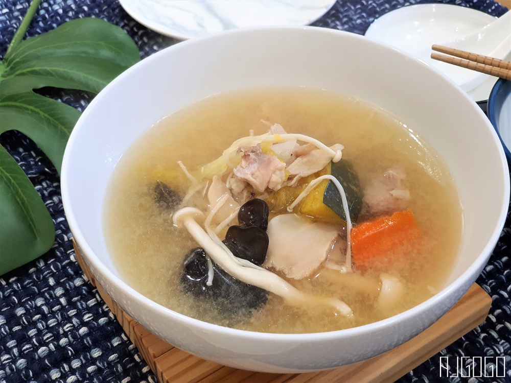 低熱量料理 王媽媽廚房雞湯鍋 9種口味美味鮮食包、還有手作抓餅喔
