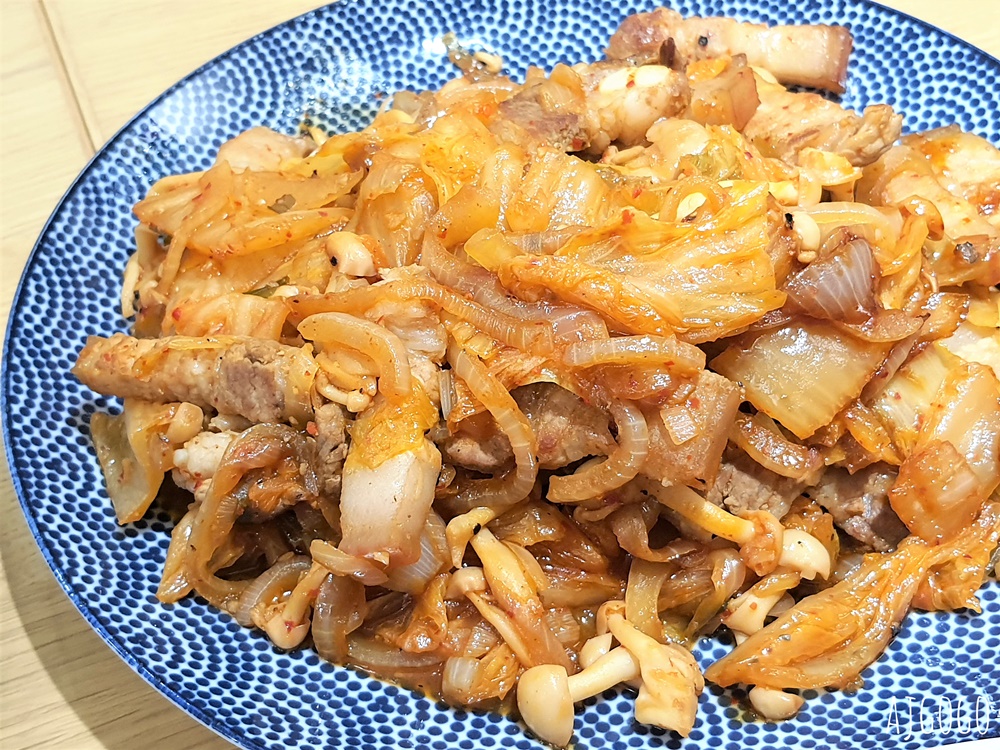 簡單食譜 泡菜炒五花肉 超下飯重口味料理