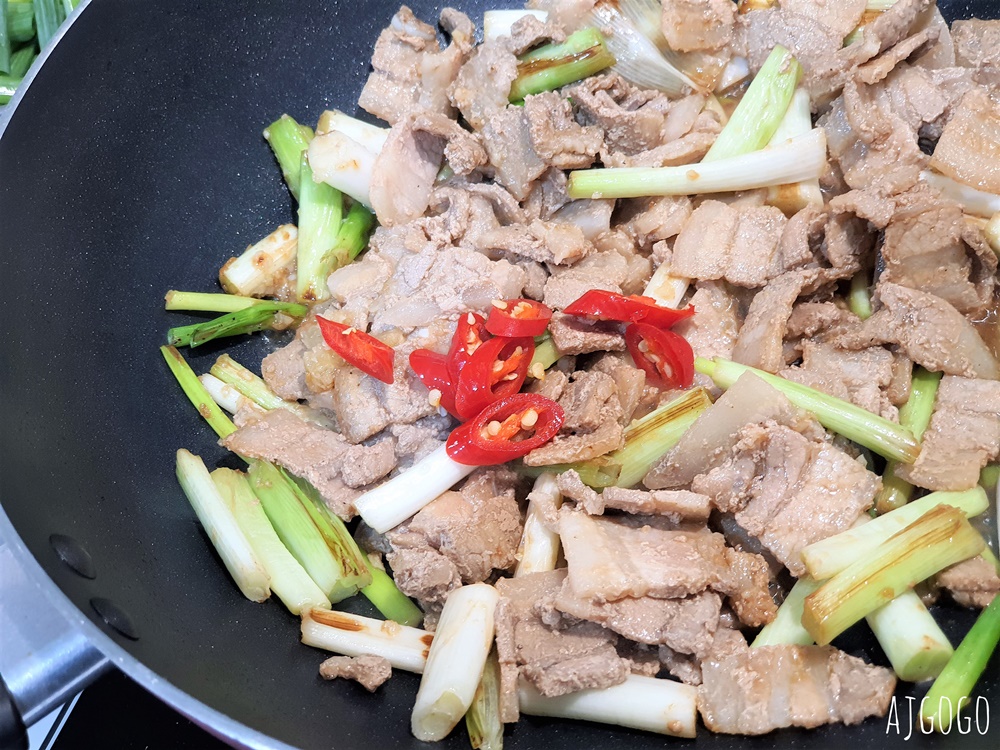 簡單食譜 蔥爆豬肉 簡易家常菜