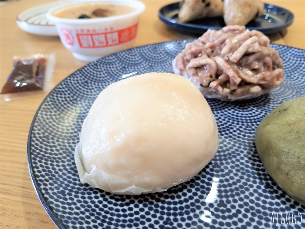 中壢美食 劉媽媽菜包店 傳統客家小吃 也有肉粽、粄粽、碗粿