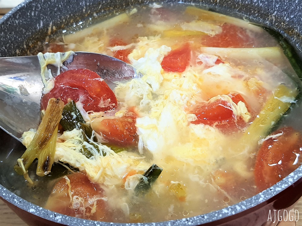 簡單食譜 番茄蛋花湯 蔥燒湯底番茄蛋花湯 減肥餐 低熱量料理