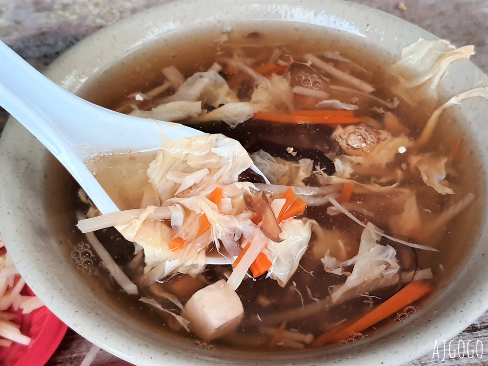 高雄美食 永和小籠湯包 鹽埕巷弄美食 日本韓國遊客喜歡的小吃店