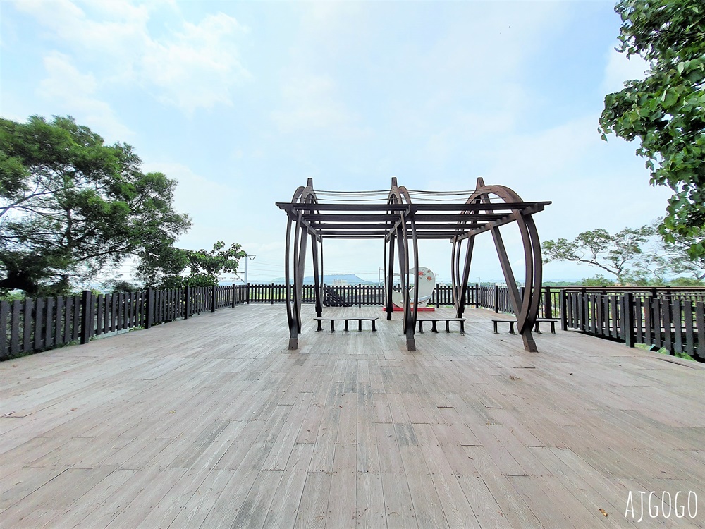 台中景點 水流東高鐵觀景台 近距離高鐵列車 順遊水流東桐花步道