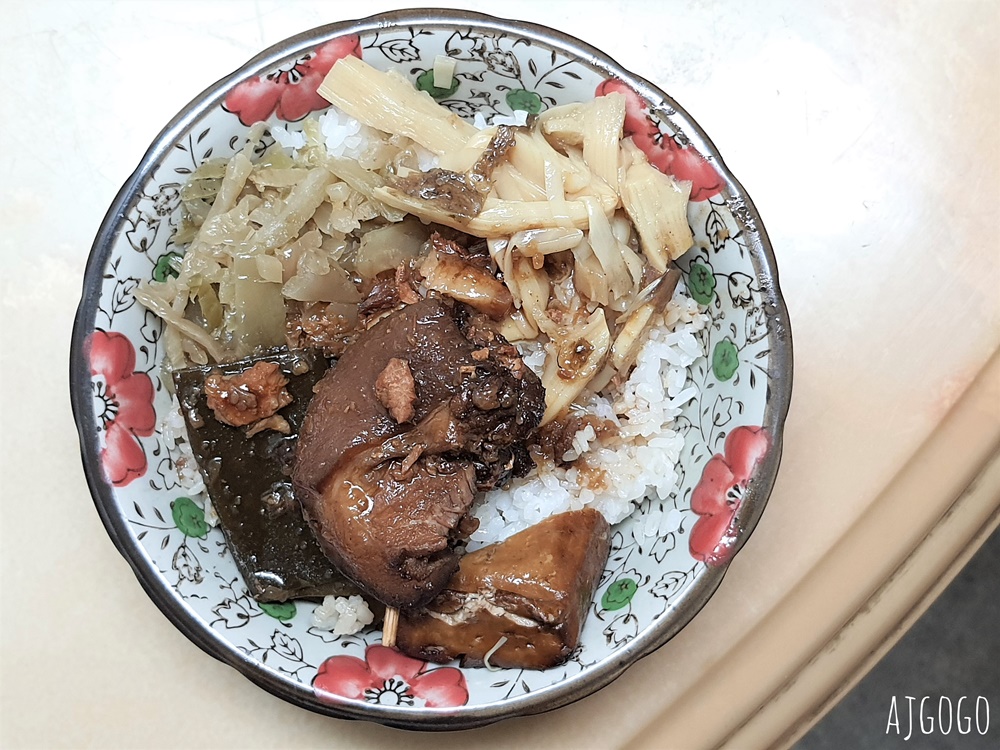桃園美食 羅浮老紀888牛肉麵 羅馬公路外的小餐館 桃園復興區美食