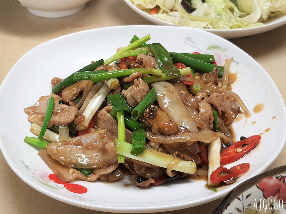 桃園美食 羅浮老紀888牛肉麵 羅馬公路外的小餐館 桃園復興區美食