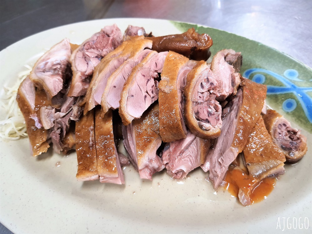 基隆美食 正豐鵝肉專賣店 基隆成功市場旁的好吃熱炒店 也有生魚片喔