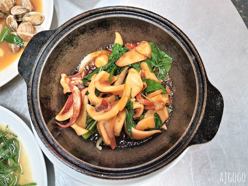 基隆美食 正豐鵝肉專賣店 基隆成功市場旁的好吃熱炒店 也有生魚片喔