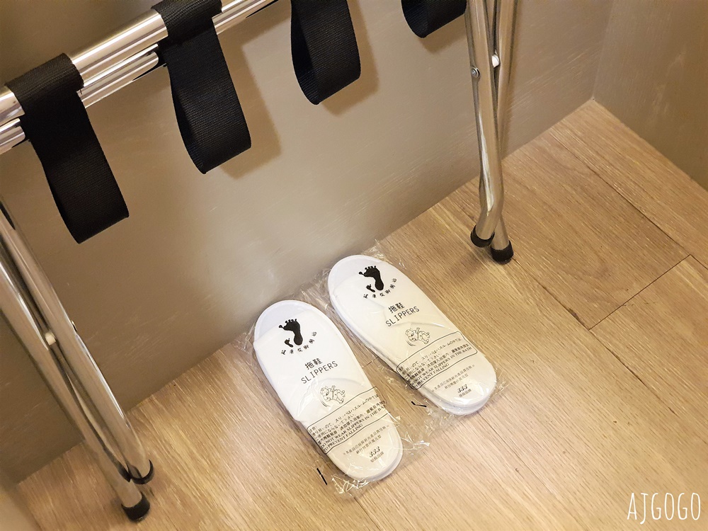 2026高雄住宿 旅居文旅高雄亞灣館 標準雙人房、停車場 捷運三多商圈站 高雄飯店