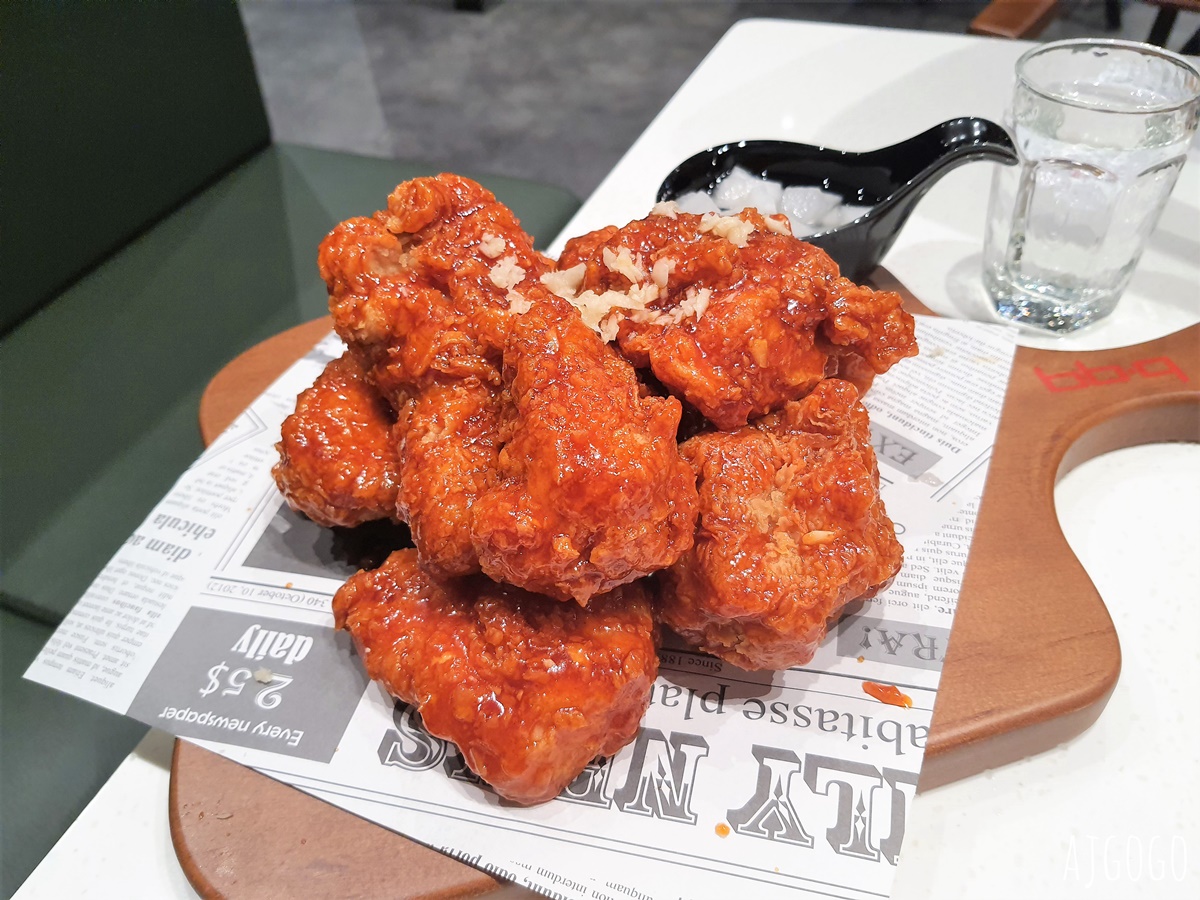 桃園美食 bb.q CHICKEN桃園統領百貨 韓式炸雞最大連鎖品牌來桃園啦 @AJ的旅行地圖
