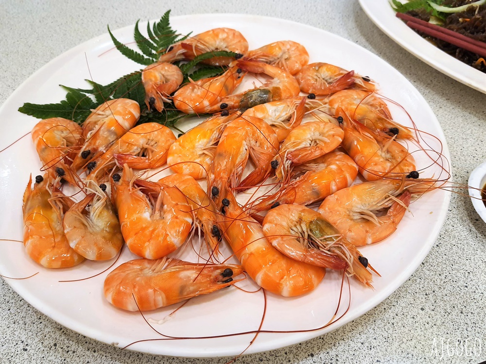 東北角美食 鼻頭阿珠老店活海鮮 假日用餐有低消