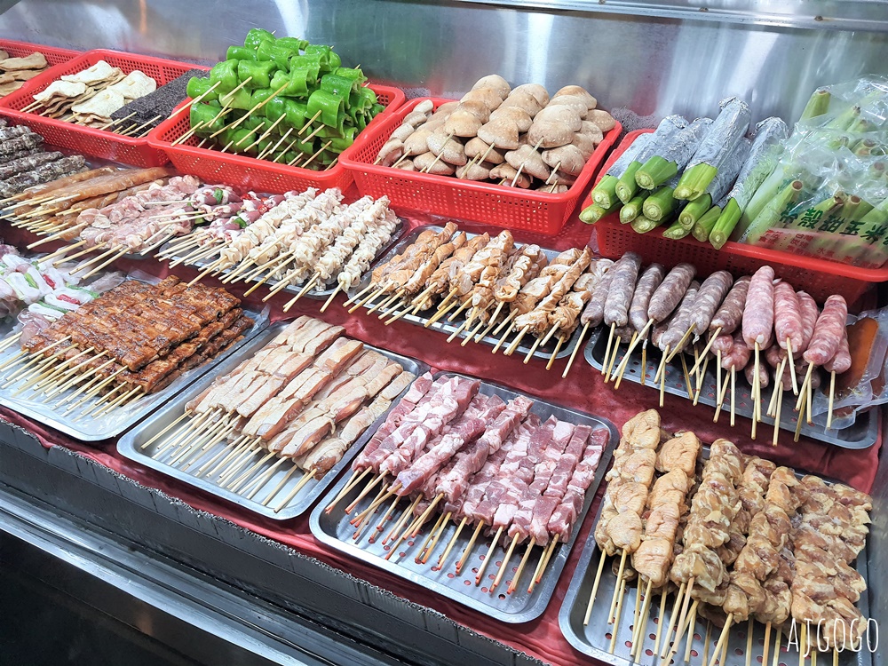 東港美食 東港牛哥海鮮碳烤 熱炒、牡蠣好新鮮 東港晚餐消夜推薦 屏東美食