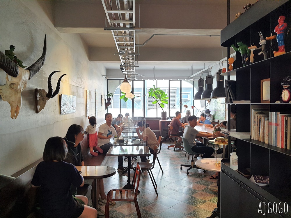 屏東美食 小祕密 日式刨冰、甜點蛋糕、生乳捲專賣店 台灣透天厝老屋也可以很文青