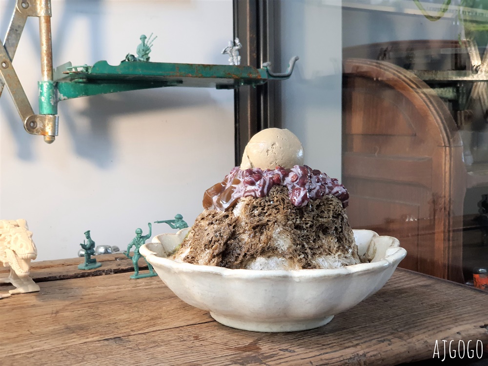 屏東美食 小祕密 日式刨冰、甜點蛋糕、生乳捲專賣店 台灣透天厝老屋也可以很文青