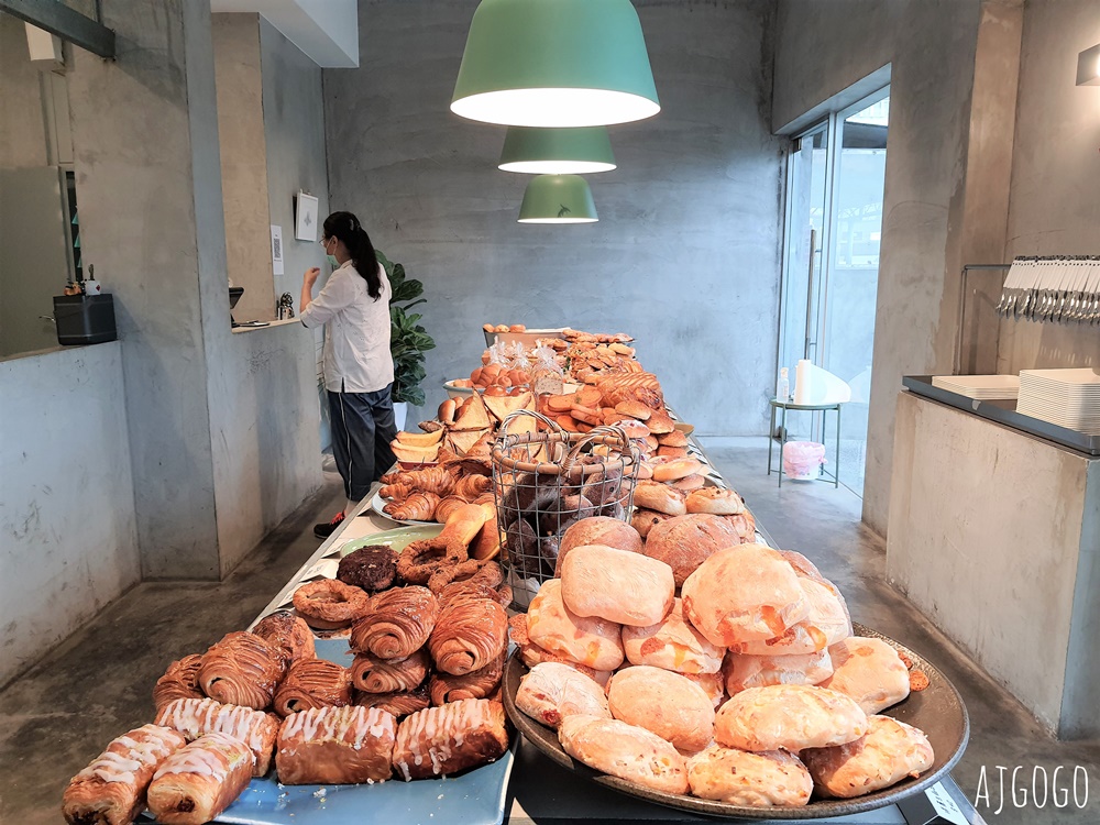 屏東美食 美菊麵包店 屏東市好吃麵包 文青裝潢 屏東旅遊推薦 屏東美食 美菊麵包店 屏東市好吃麵包 文青裝潢 屏東旅遊推薦