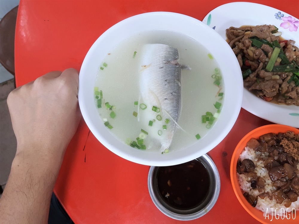 屏東美食 阿欽肉燥飯米糕 東港最好吃的肉燥飯 豬腳、排骨酥湯也要點