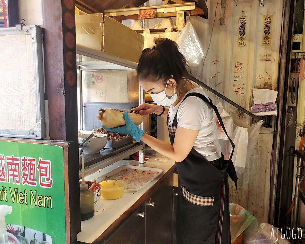 台中美食 小辣椒越南麵包 台中第三市場人氣小吃 用心製作的法國越南麵包