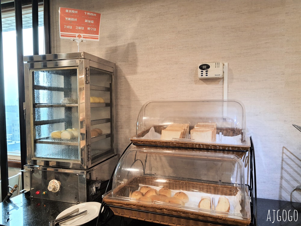 2026台南住宿 劍橋大飯店台南館 有日本味的商務飯店 早餐、停車場 台南飯店推薦