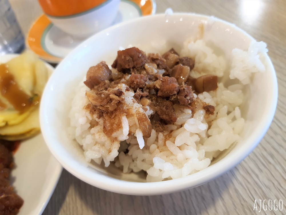 2026台南住宿 劍橋大飯店台南館 有日本味的商務飯店 早餐、停車場 台南飯店推薦