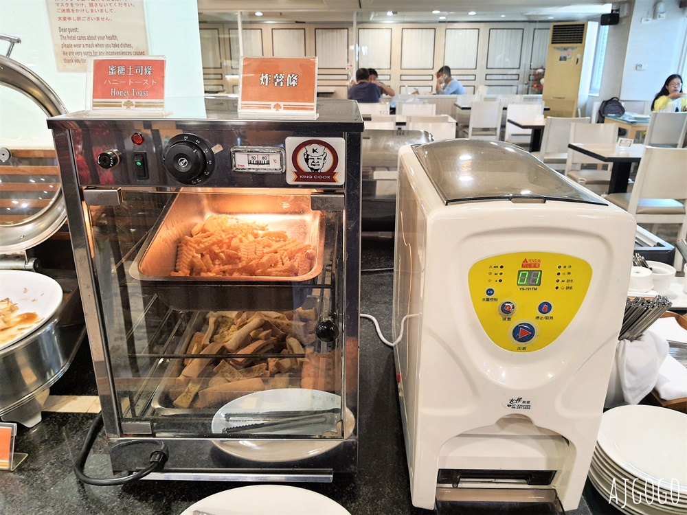 2026台南住宿 劍橋大飯店台南館 有日本味的商務飯店 早餐、停車場 台南飯店推薦