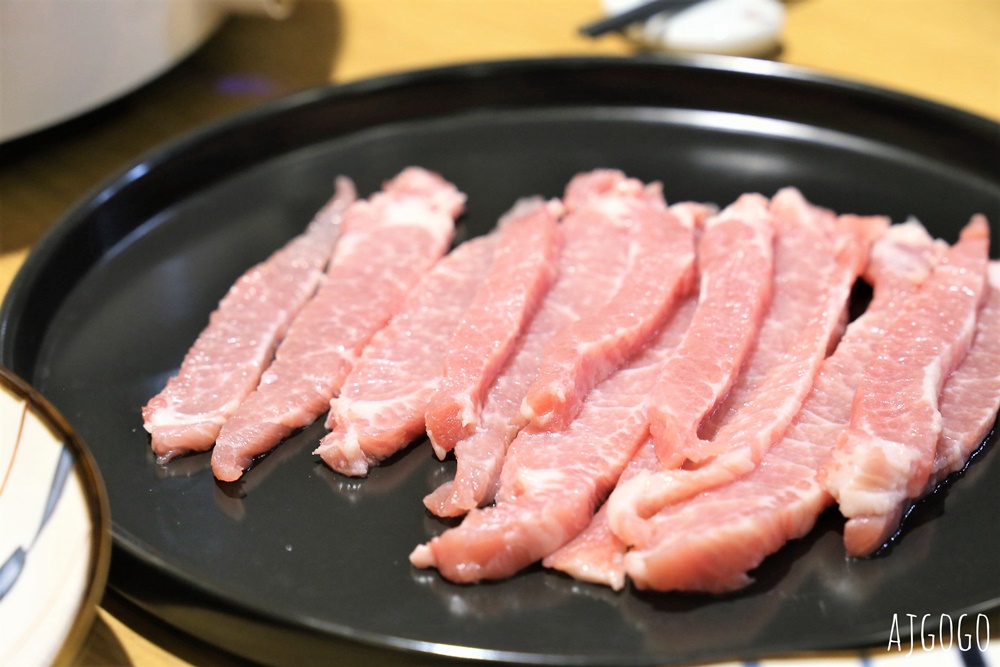 火鍋宅配 在家吃松阪火鍋組 台灣豬肉送到家 還有好喝的養生藥膳龍骨湯組