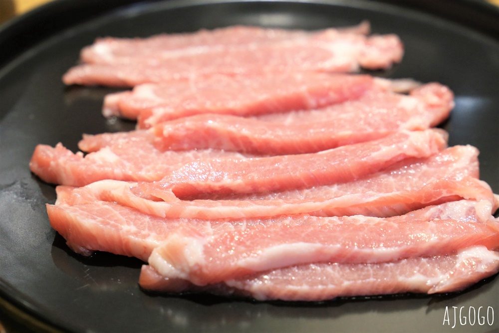 火鍋宅配 在家吃松阪火鍋組 台灣豬肉送到家 還有好喝的養生藥膳龍骨湯組 火鍋宅配 在家吃松阪火鍋組 台灣豬肉送到家 還有好喝的養生藥膳龍骨湯組