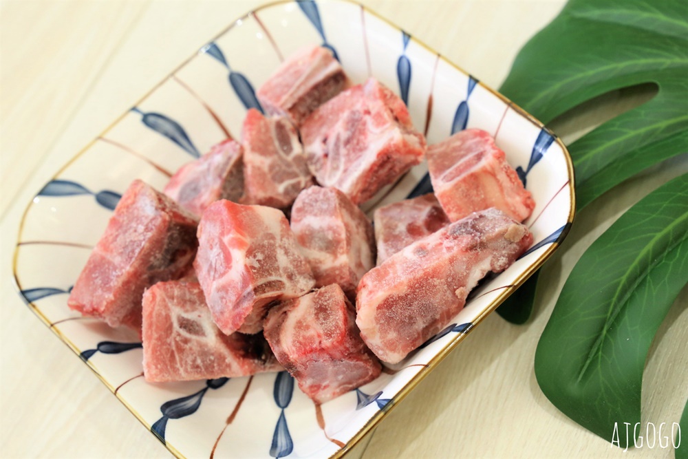 火鍋宅配 在家吃松阪火鍋組 台灣豬肉送到家 還有好喝的養生藥膳龍骨湯組