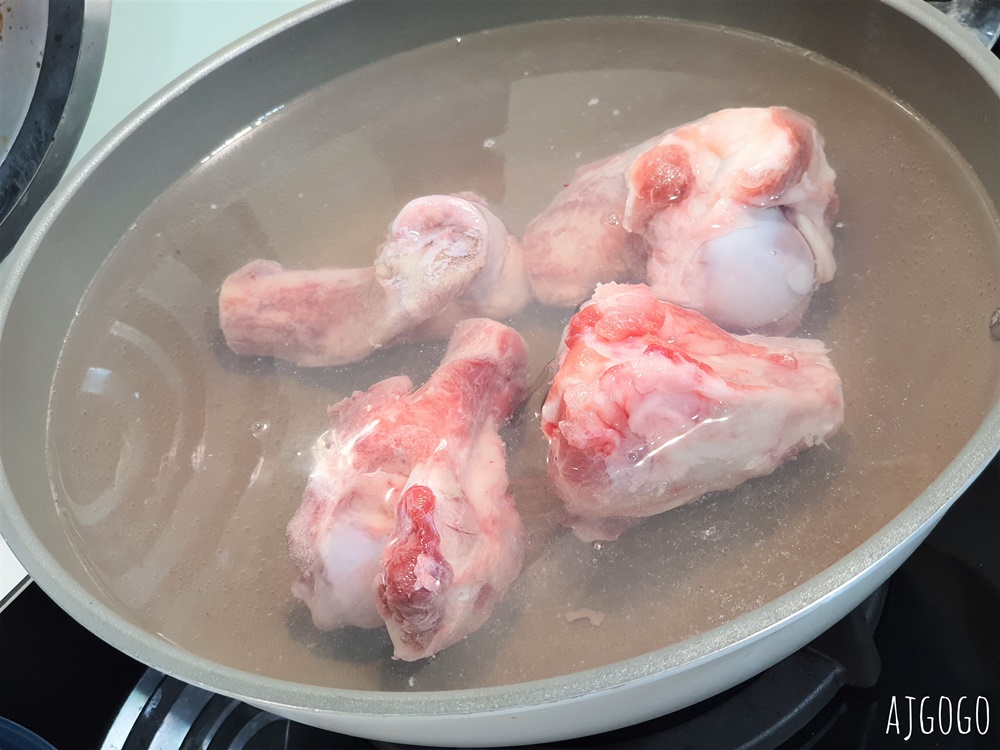 火鍋宅配 在家吃松阪火鍋組 台灣豬肉送到家 還有好喝的養生藥膳龍骨湯組 火鍋宅配 在家吃松阪火鍋組 台灣豬肉送到家 還有好喝的養生藥膳龍骨湯組