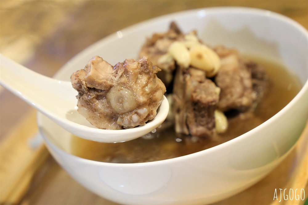 火鍋宅配 在家吃松阪火鍋組 台灣豬肉送到家 還有好喝的養生藥膳龍骨湯組 火鍋宅配 在家吃松阪火鍋組 台灣豬肉送到家 還有好喝的養生藥膳龍骨湯組