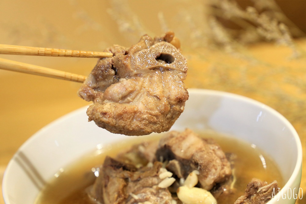 火鍋宅配 在家吃松阪火鍋組 台灣豬肉送到家 還有好喝的養生藥膳龍骨湯組