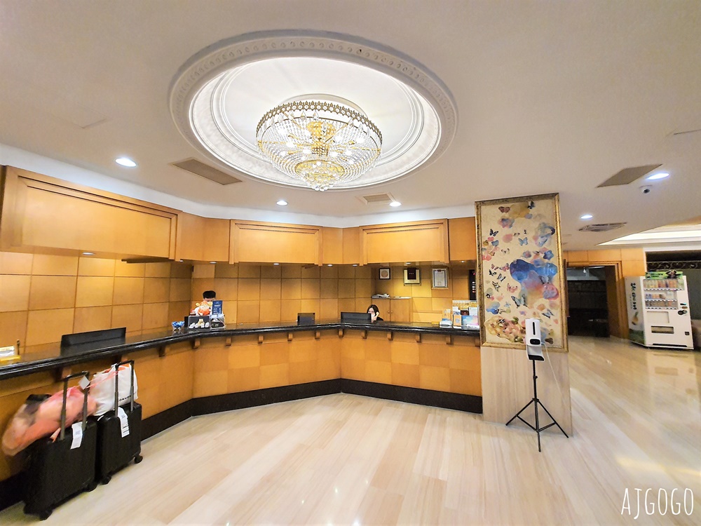 2026台南住宿 新朝代飯店 便宜台南飯店 標準雙人房、停車場 近台南車站