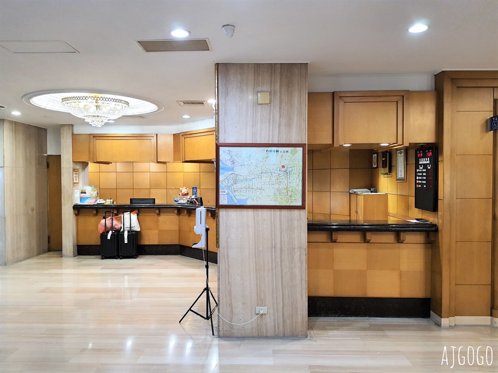 2026台南住宿 新朝代飯店 便宜台南飯店 標準雙人房、停車場 近台南車站