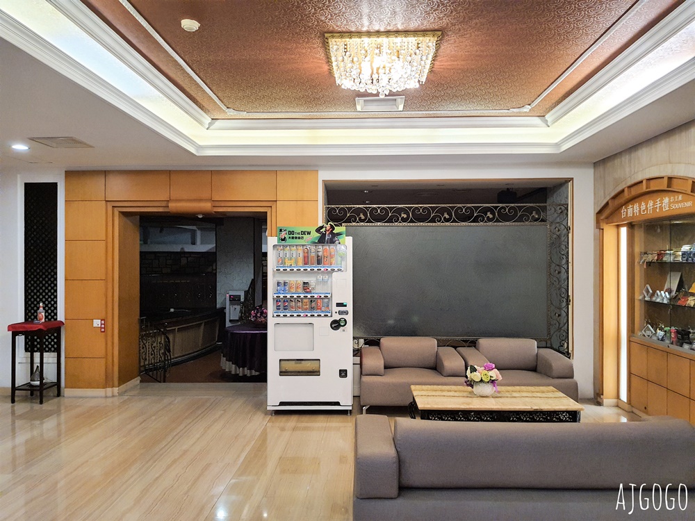 2026台南住宿 新朝代飯店 便宜台南飯店 標準雙人房、停車場 近台南車站