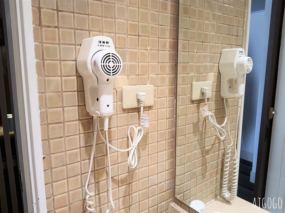 2026台南住宿 新朝代飯店 便宜台南飯店 標準雙人房、停車場 近台南車站