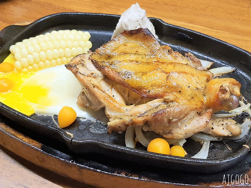 2026西門町美食 魅麗海 中庭餐廳 德立莊店 牛排、雞排、豬排+自助沙拉吧吃到飽 台北美食