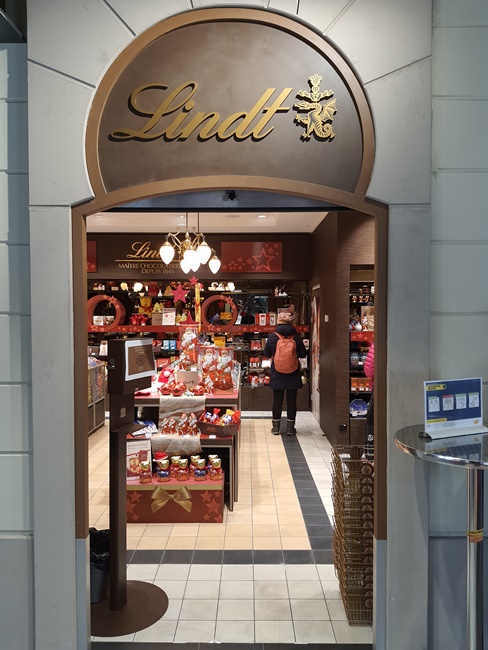 2026瑞士旅遊 少女峰紀念品旗艦店 因特拉肯市區 Top of Europe Flagship Store