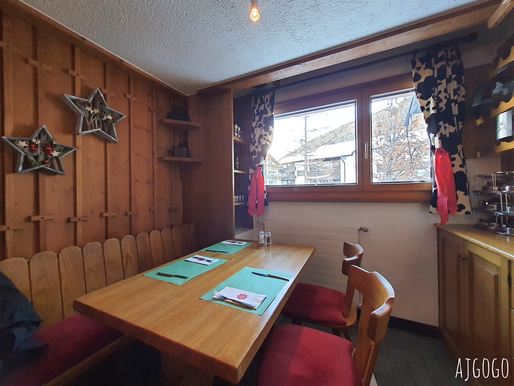 瑞士旅遊 薩斯費美食 Restaurant Zur Mühle 奧運滑雪金牌開的餐廳 起司火鍋、藍帶肉排好吃