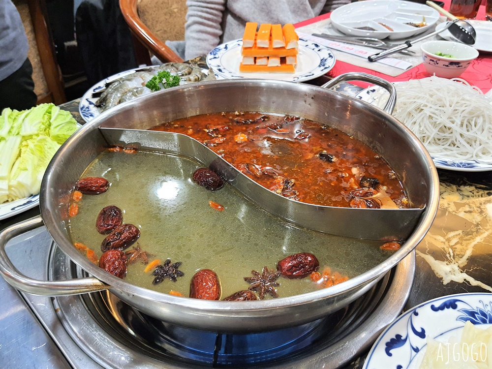 瑞士洛伊克巴德美食 Restaurant Canaan 迦南精緻中國菜 麻辣火鍋、烤鴨、中式熱炒 瑞士旅遊推薦