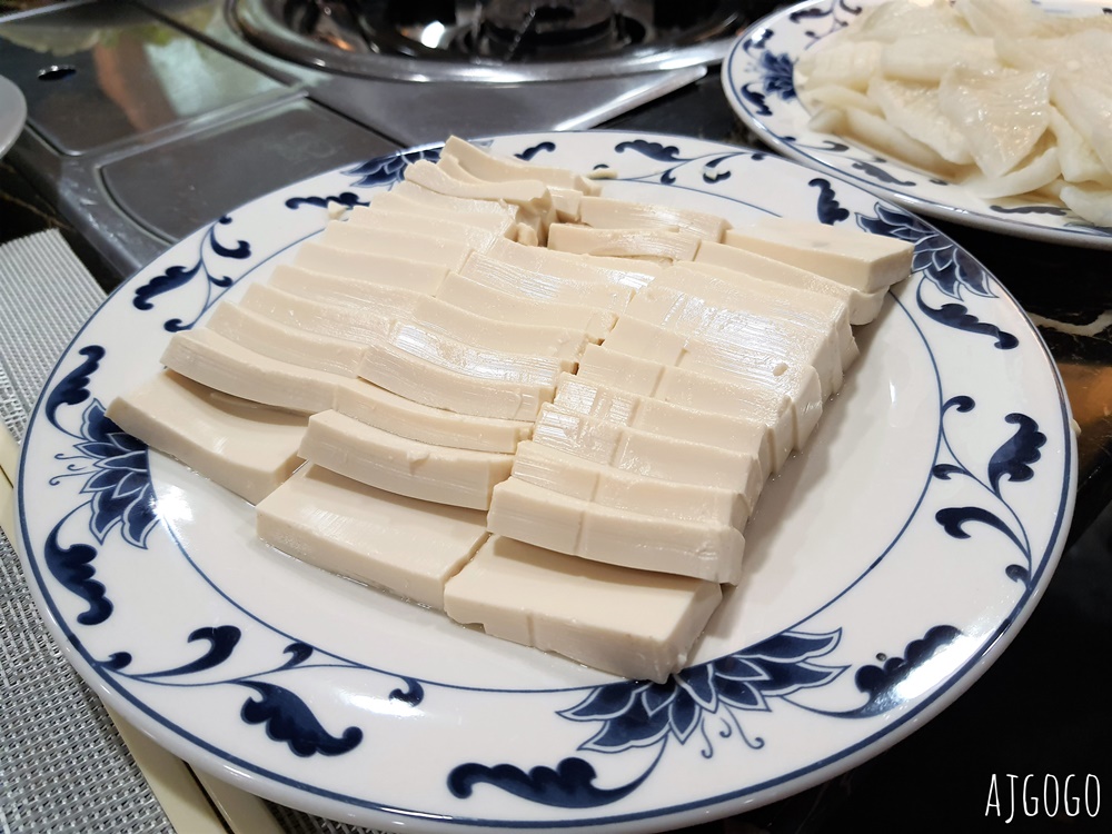 瑞士洛伊克巴德美食 Restaurant Canaan 迦南精緻中國菜 麻辣火鍋、烤鴨、中式熱炒 瑞士旅遊推薦