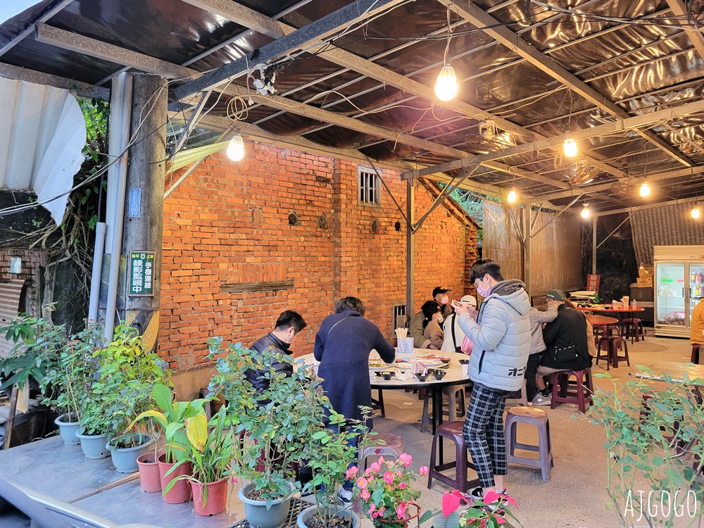 新金山美食 阿月野菜快炒 便宜熱炒、白斬雞餐廳