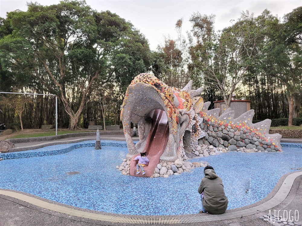 桃園美食 龍咖啡 龍潭大池旁的湖景咖啡廳 喝下午茶的好地方 寵物友善