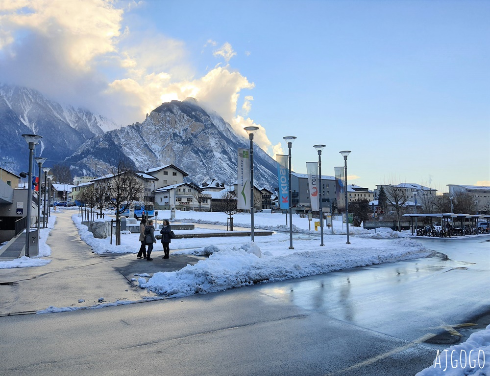 瑞士旅遊 洛伊克巴德溫泉區 Leukerbad Thermal bath 策馬特近郊泡溫泉的好地方