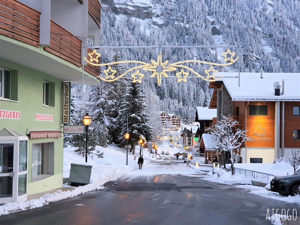 瑞士旅遊 洛伊克巴德溫泉區 Leukerbad Thermal bath 策馬特近郊泡溫泉的好地方
