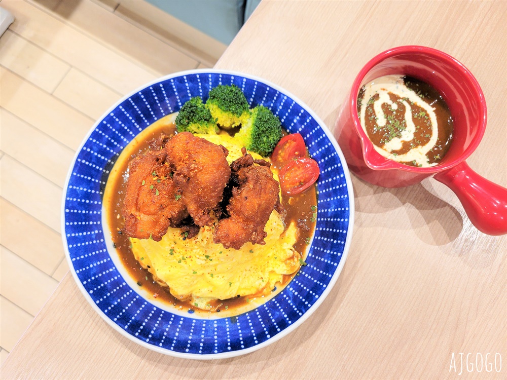 桃園美食 Woosa屋莎鬆餅屋 桃園新光站前店 莓果塔冰淇淋鬆餅、起司瀑布和牛堡好吃