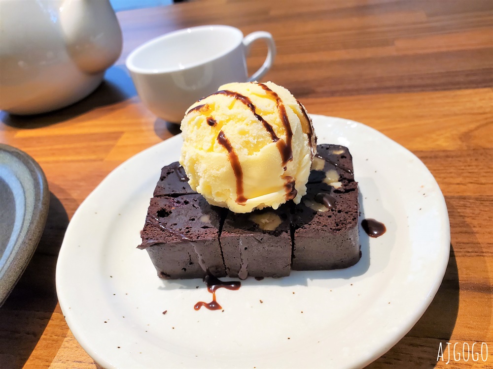 已歇業 憇吃甜點 台中光復新村甜點店 法國吐司好吃 菜單分享
