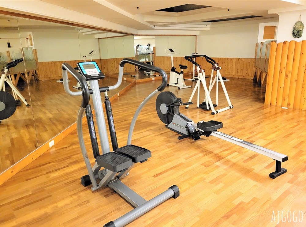 2026谷關溫泉飯店推薦 龍谷觀光大飯店 谷關住宿 山景貴賓雙人房、大眾池、早餐、停車場