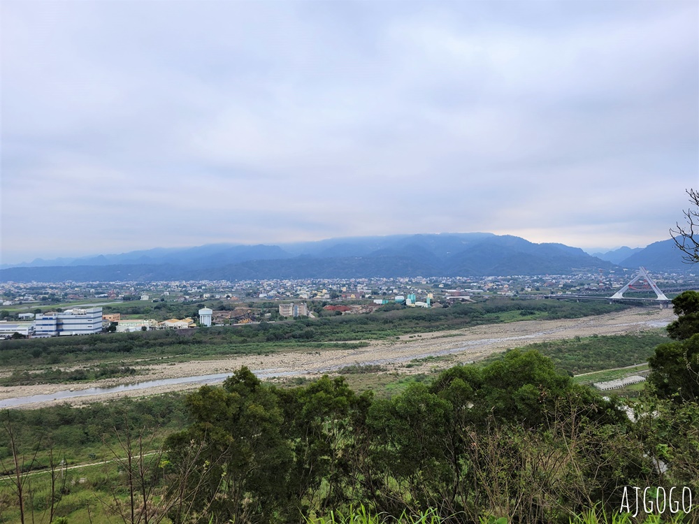 2026苗栗景點 銅鑼炮仗花海公園 炮仗花瀑布好壯觀 農曆年前後陸續盛開 停車分享